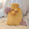 Bouillotte en Fourrure à Pompons Jaune